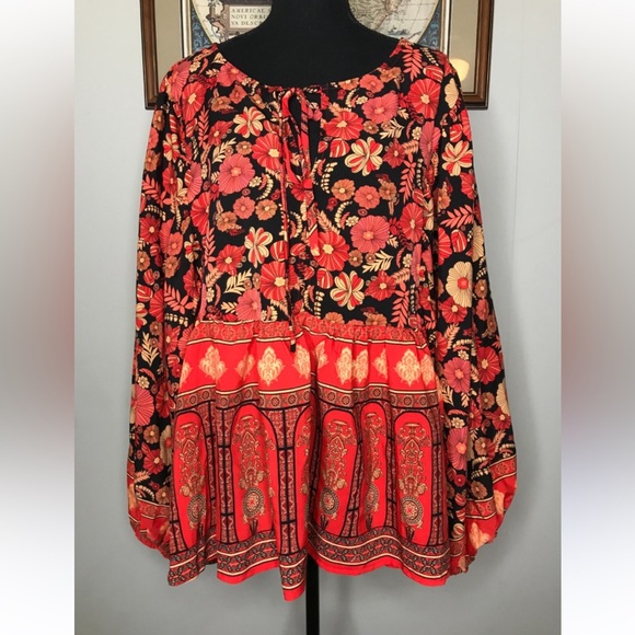 Tops - Chic Boho Crush style Long Sleeve Multicolor Floral Modern style Sz.2xl